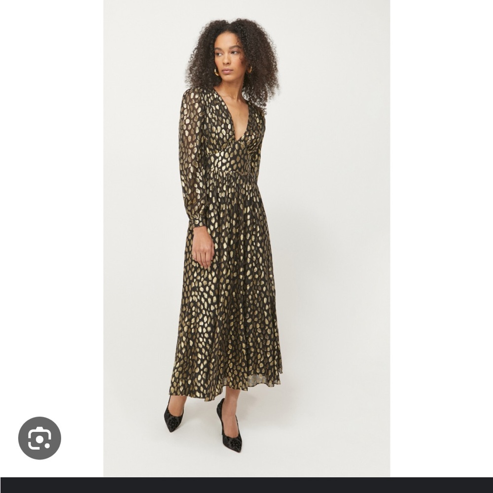 NWT, never been worn, beautiful Rhode Dara Dress